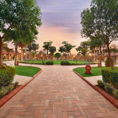 Shri Radha Brij Vasundhara Resort & Spa Govardhan Εξωτερικό φωτογραφία