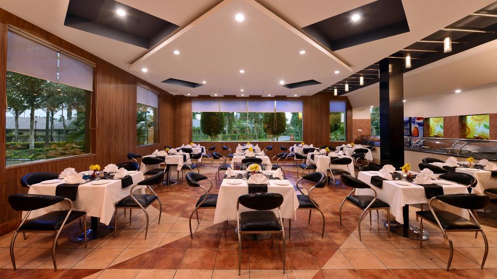 Shri Radha Brij Vasundhara Resort & Spa Govardhan Εξωτερικό φωτογραφία