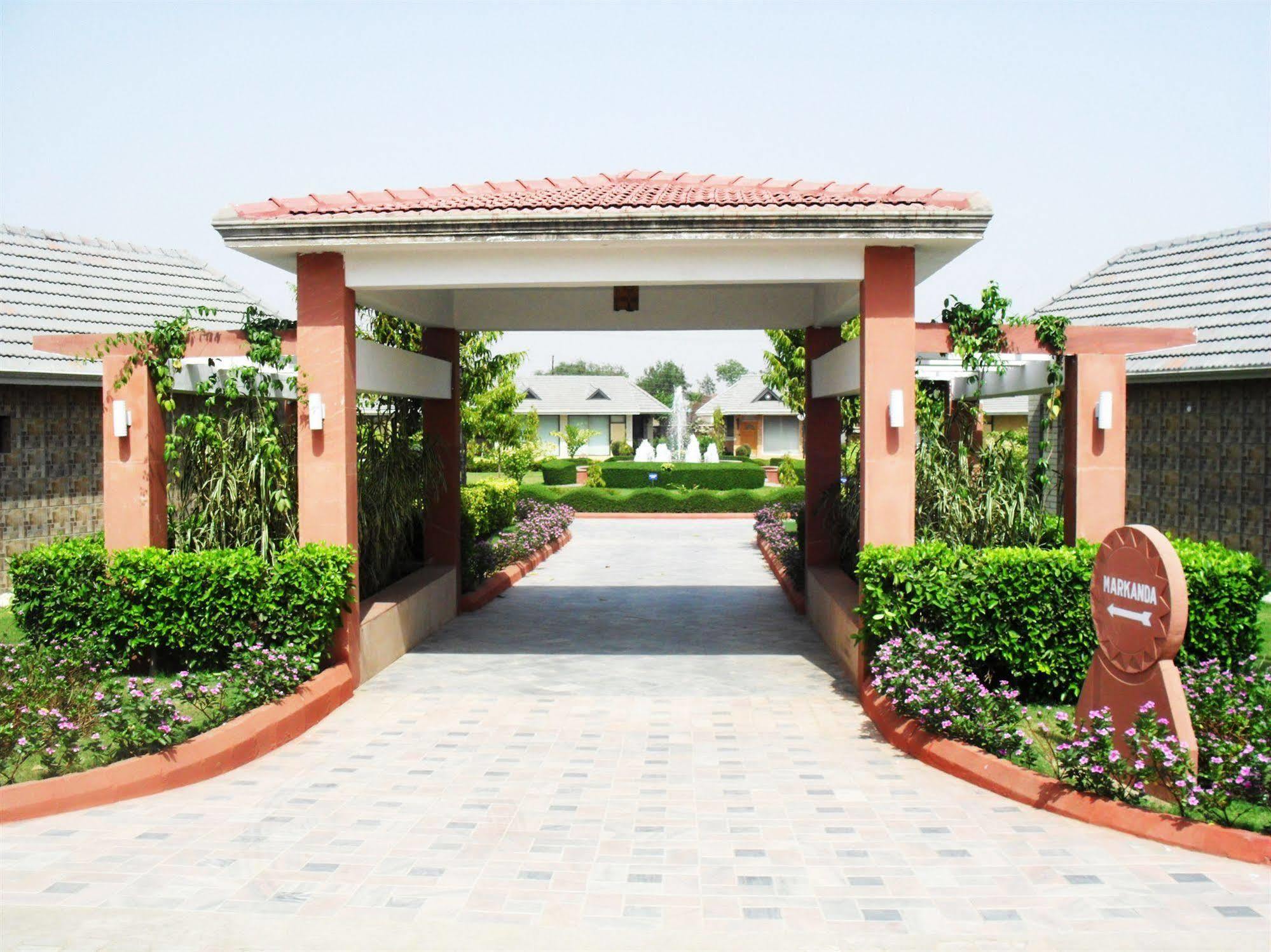 Shri Radha Brij Vasundhara Resort & Spa Govardhan Εξωτερικό φωτογραφία