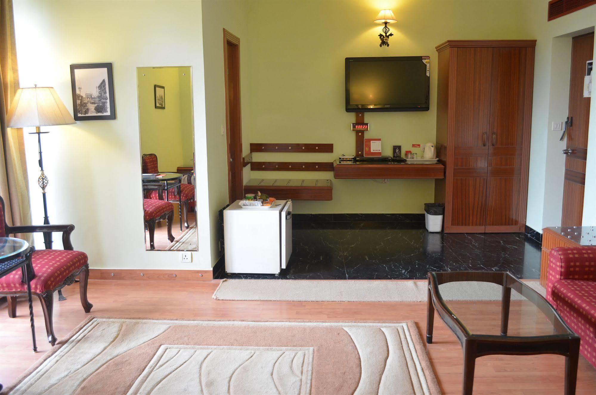 Shri Radha Brij Vasundhara Resort & Spa Govardhan Εξωτερικό φωτογραφία