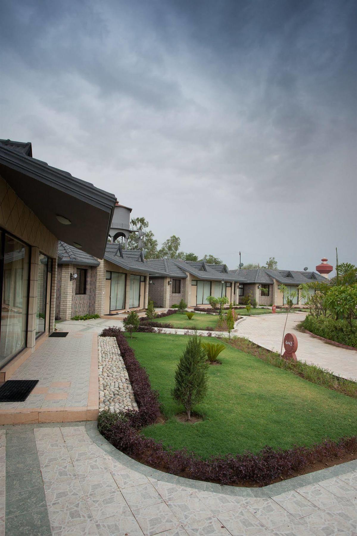 Shri Radha Brij Vasundhara Resort & Spa Govardhan Εξωτερικό φωτογραφία