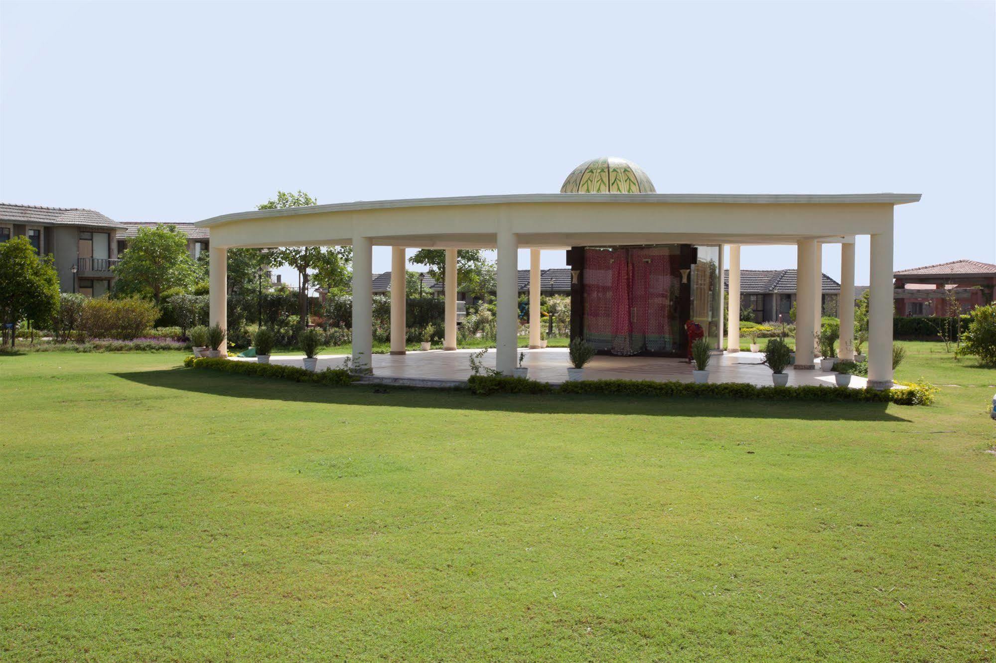 Shri Radha Brij Vasundhara Resort & Spa Govardhan Εξωτερικό φωτογραφία
